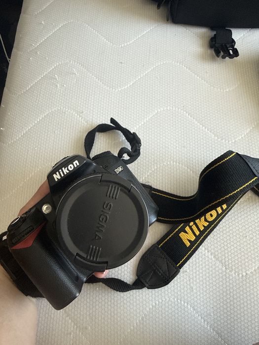 Nikon D90 + sigma