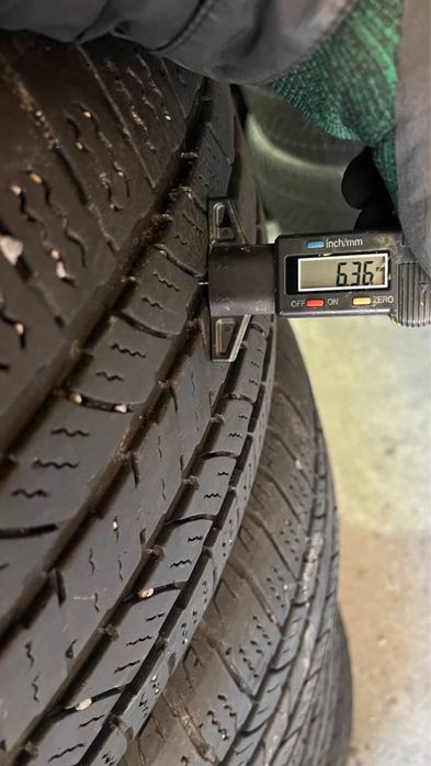 Комплект літньої гуми 275/55/20 , Nexen