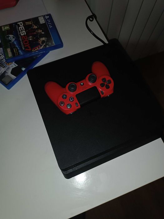 PlayStation 4Slim