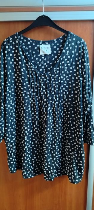 Ładna Duża Bluzka TuClothing 5XL stan jak nowa