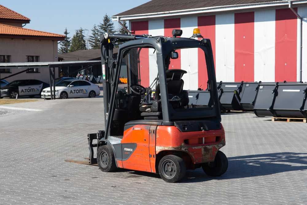 Вилковий навантажувач Linde E16P-02 2017