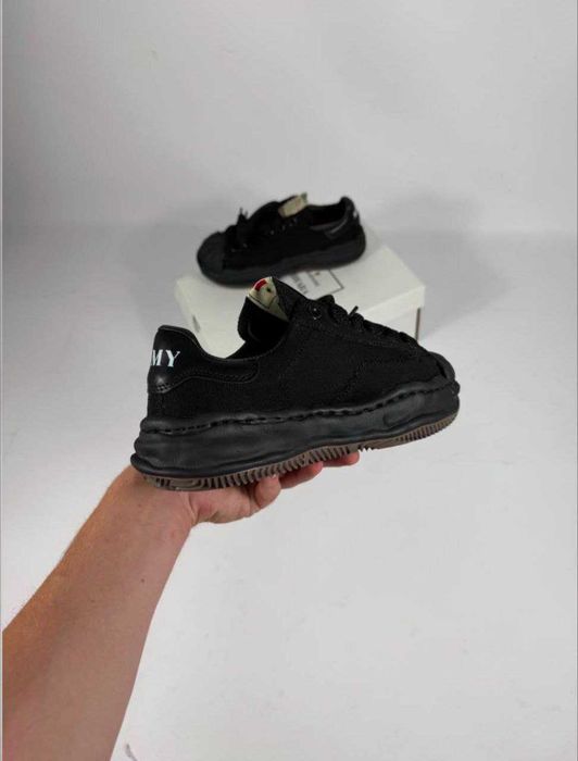 Кеди Maison Mihara Yasuhiro MMY all black чорні сваг опіум