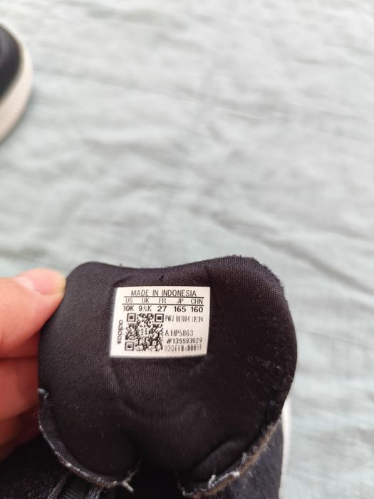 Легенькі дитячі кросівки Adidas