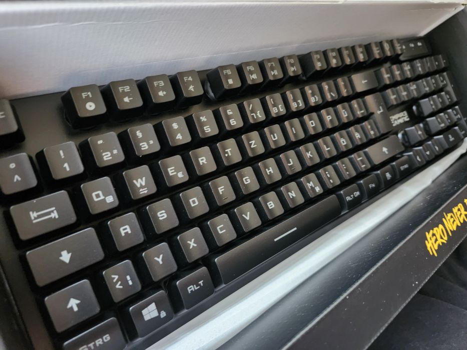 Набір Клавіатури миша килим EMPIRE GAMING Armor RF800 RGB