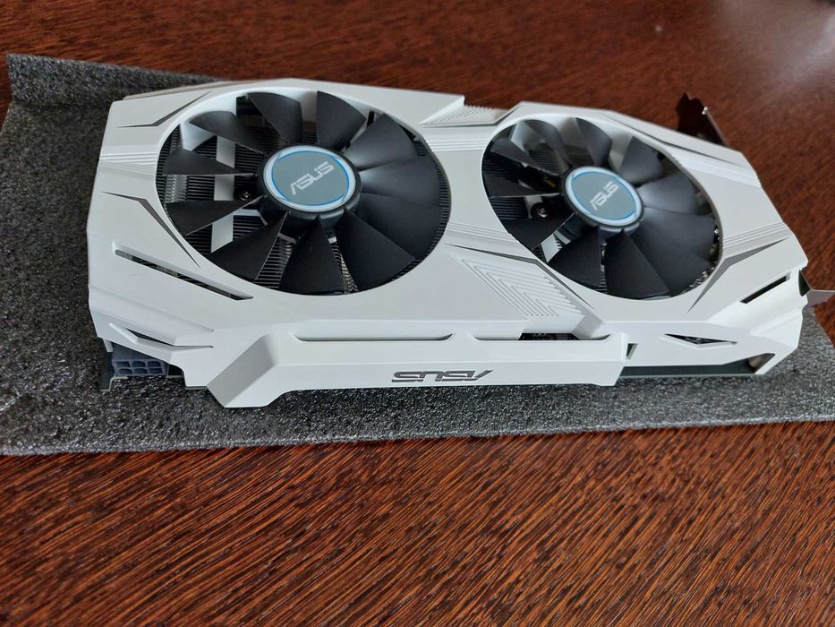 Sprzedam kartę graficzną GTX 1060 6GB