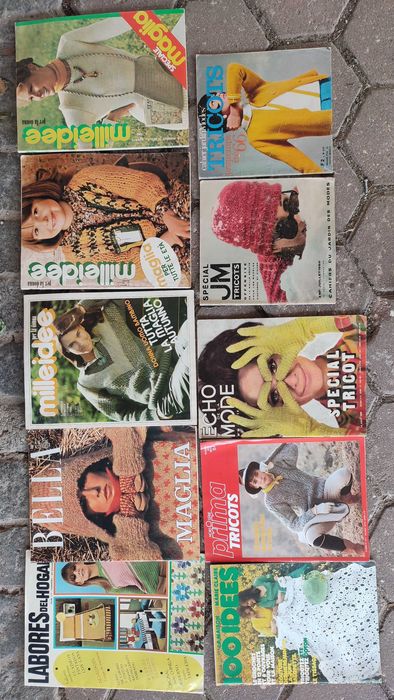 Lote 40 Revistas antigas sobre Lavores e Moda