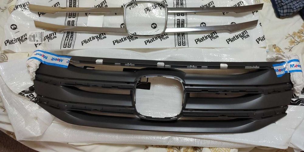 Решітка радіатора на Honda Odyssey