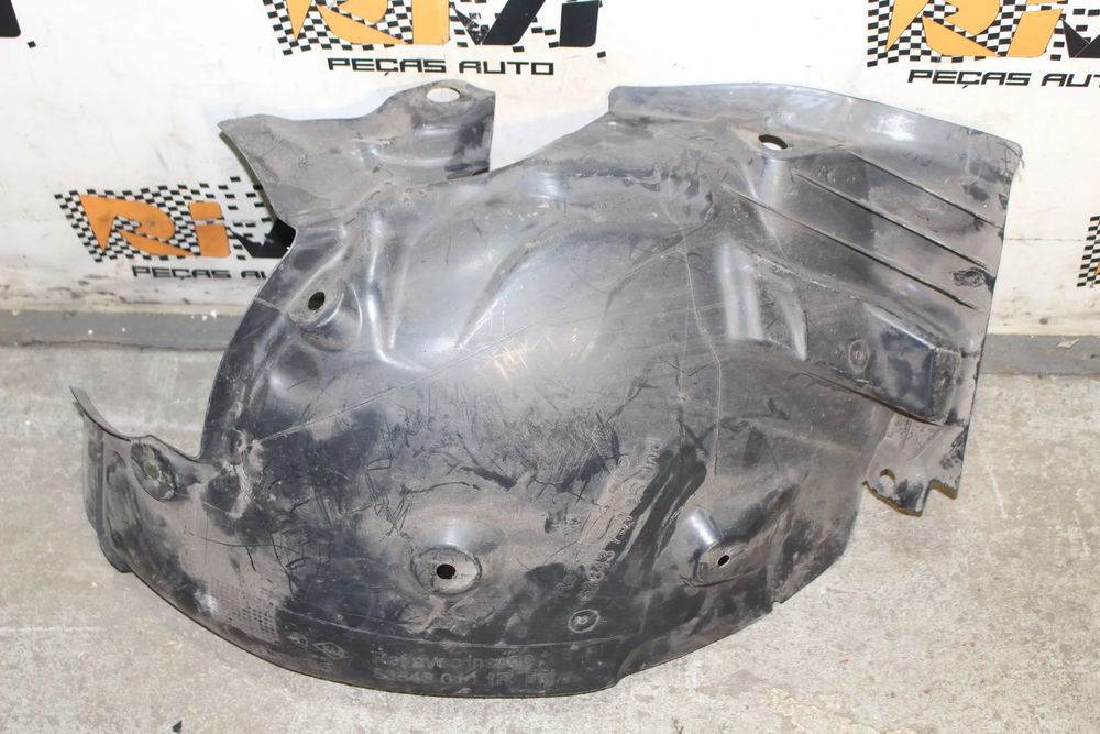 Cava roda frente esquerda RENAULT Megane III (BZ0_)