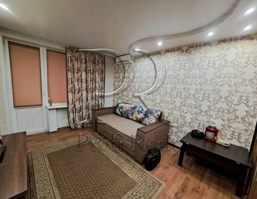 Продаж 1 кімн. квартири на Лісовому масиві. Лісовий проспект 21.