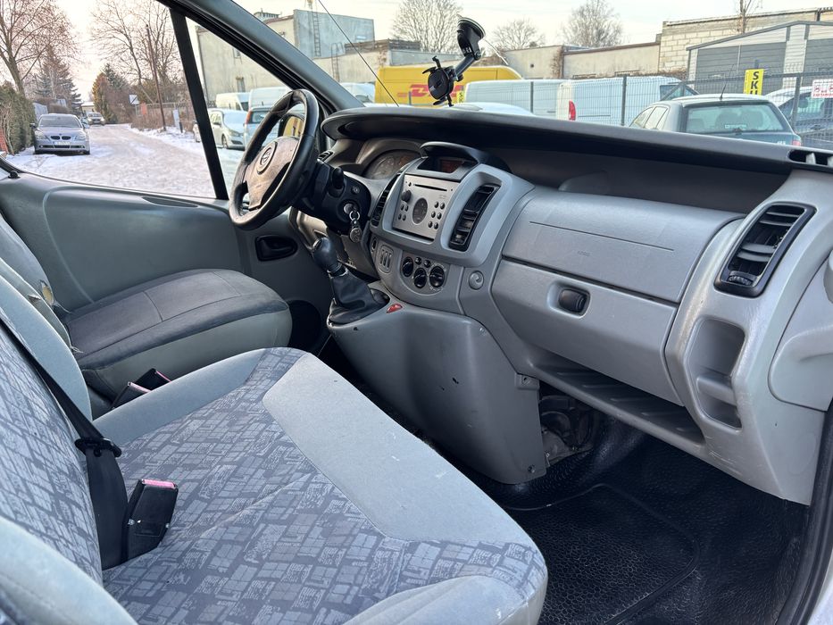 Opel vivaro 1.9 diesel 9 osobowy