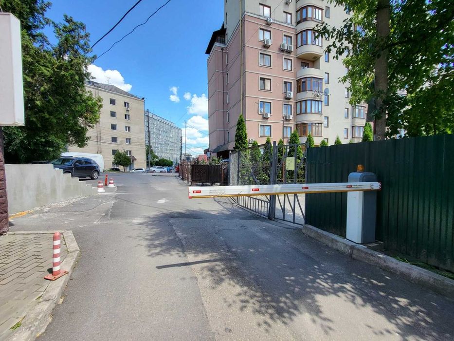 Продаж гаража в Центрі