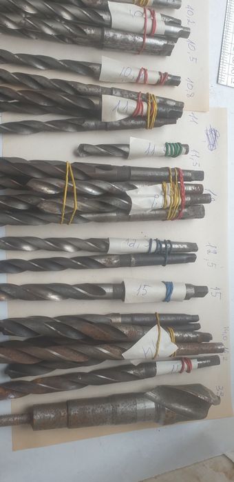 Доступна ціна. Сверла, мітчики,різці та ін токарний інструмент. СССР.
