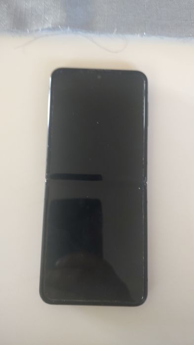 Samsung Galaxy Z Flip 4