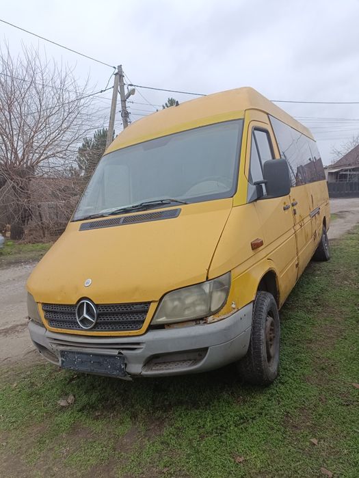 Mercedes-Benz Sprinter