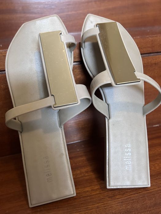 Chinelo Melissa bege