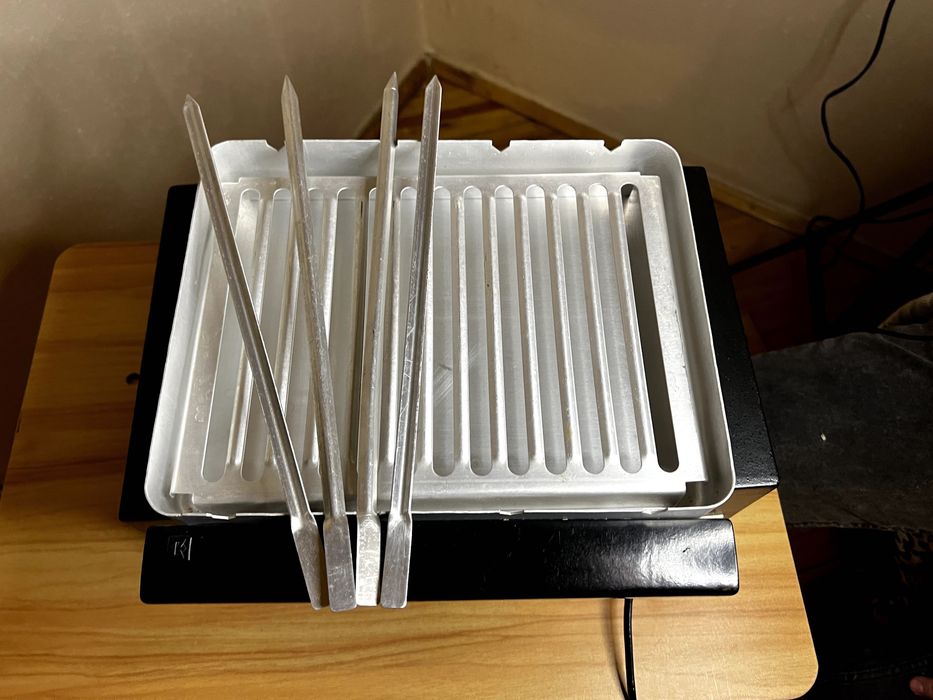 Гриль Шашличниця Електрична Електроростер Хвилинка