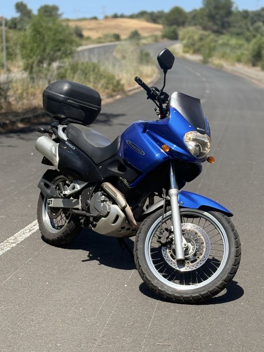 Vendo Suzuki XF650 Freewind