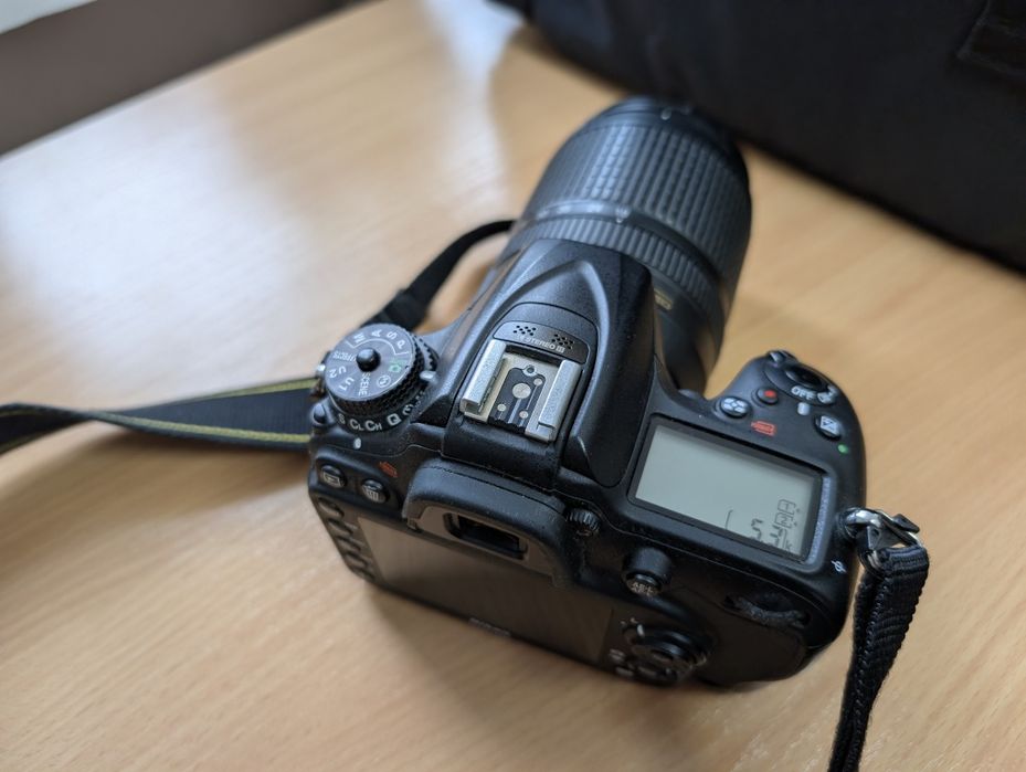 Lustrzanka Nikon d7200 + obiektyw Nikkor 18-140