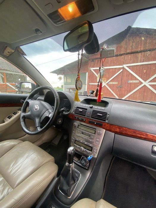 Toyota Avensis 2005