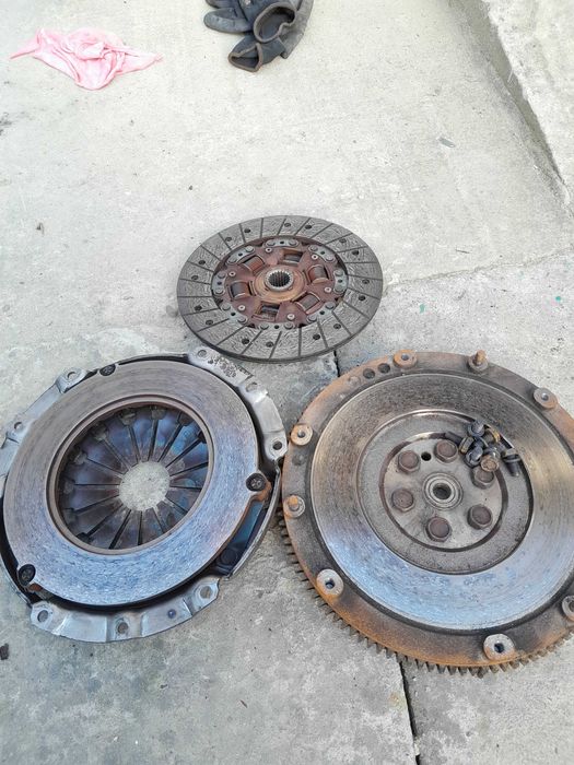 Запчастини до автомобіля Mazda 626 2.0 бензин 1997-2000