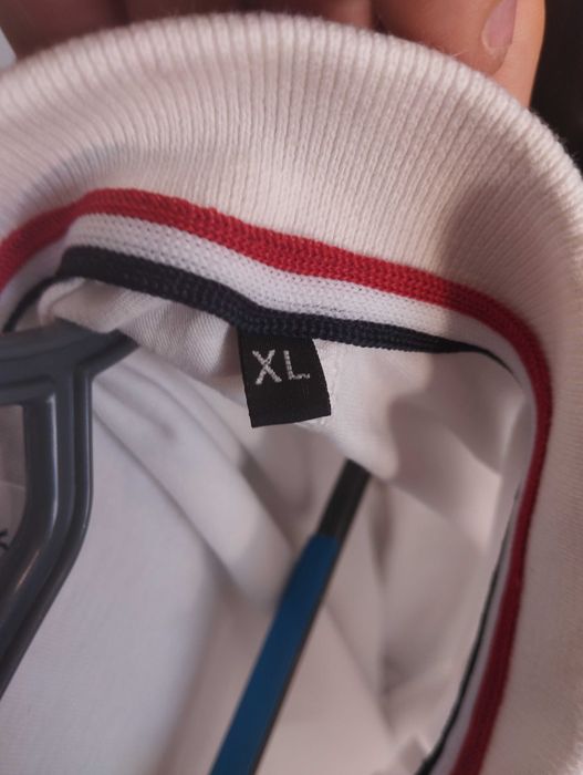 Białe Polo Moncler z zamkiem XL