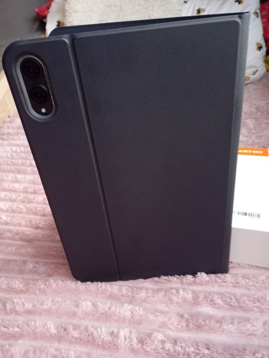 Sprzedam  tablet duży!