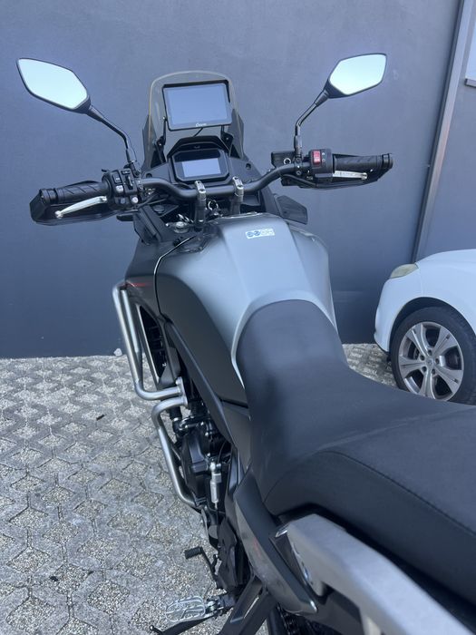 Honda Transalp 750