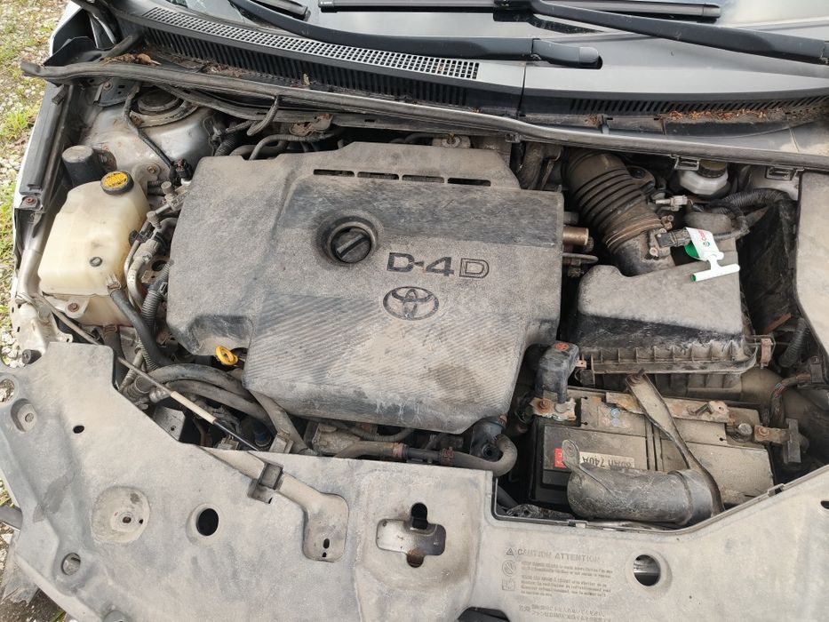 Toyota Avensis t27
