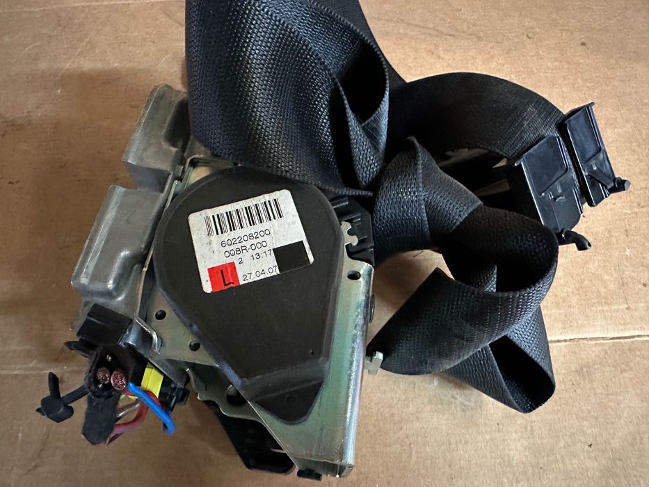 CINTO DE SEGURANÇA Frente Esquerdo Mercedes W211 E220 \ 60220.8200