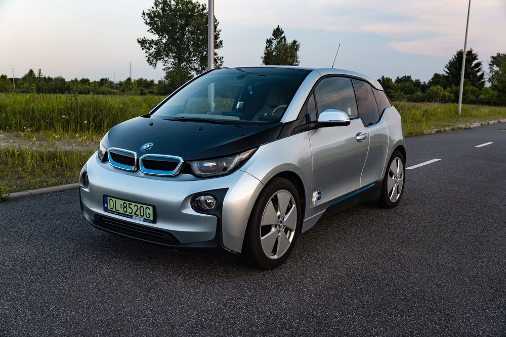 BMW i3 BMW i3 125 kW | 2014 | 83 000 km | Stan bardzo dobry |