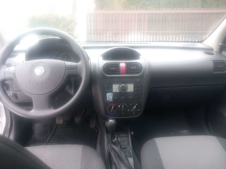 Corsa 12benzyna salon Polska