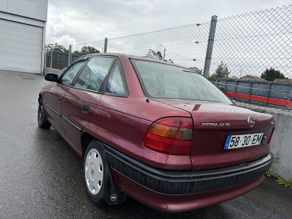 Opel Astra 1.7 TD Isuzu