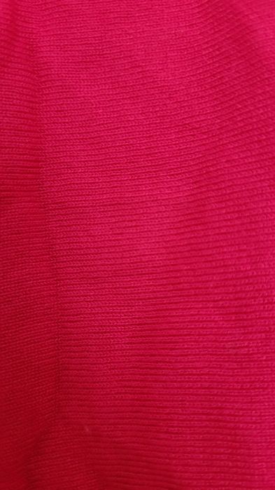 Sweterek typu nietoperz