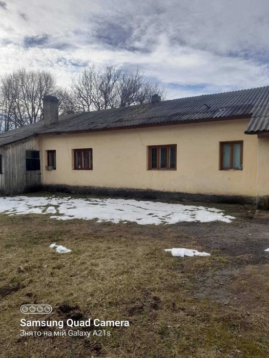 Нежитлові будівлі та споруди - с. Кам'янка, Чернівецька обл.