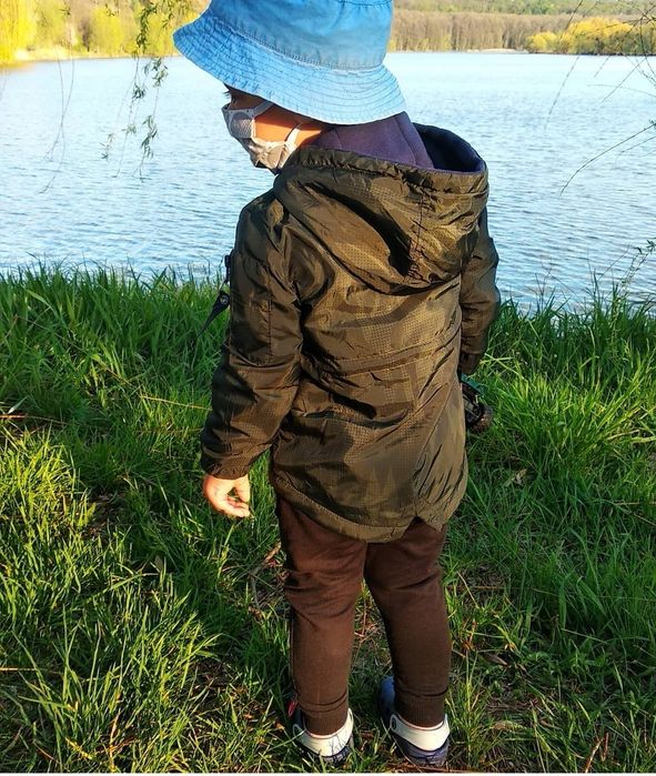 Стильная курточка на весну-осень