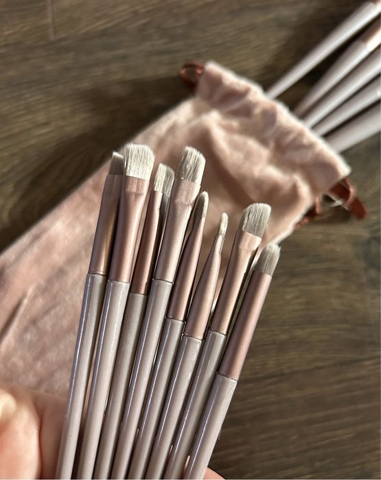 Nowy zestaw szybkoschnące pędzle do makijażu z torbą 13 szt etui