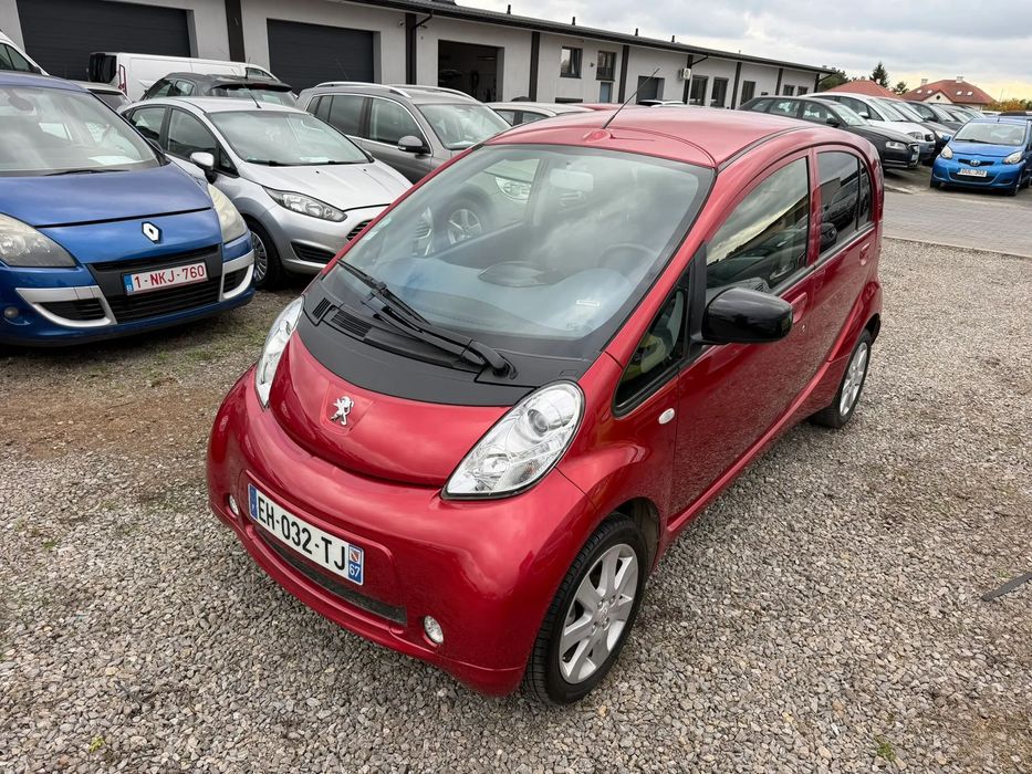 Peugeot iOn
