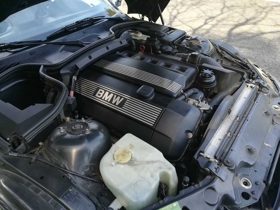 BMW Z3 Roadster 6 cilindros com Pack M