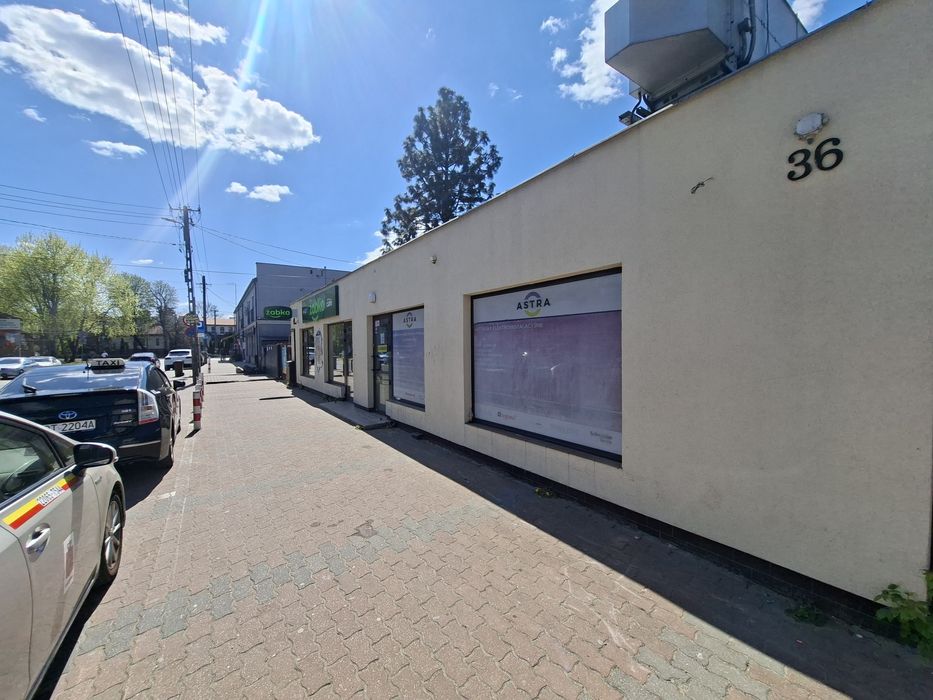 Lokal usługowy WKD Michałowice