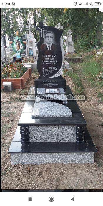 пам'ятники надмогильні