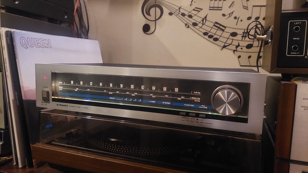 Pioneer stereo tuner TX-520L