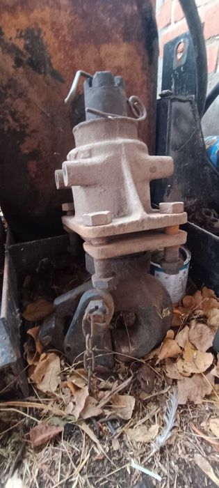 Фаркоп 10-тонник на КАМАЗ