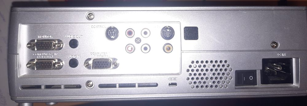 Проектор TOSHIBA