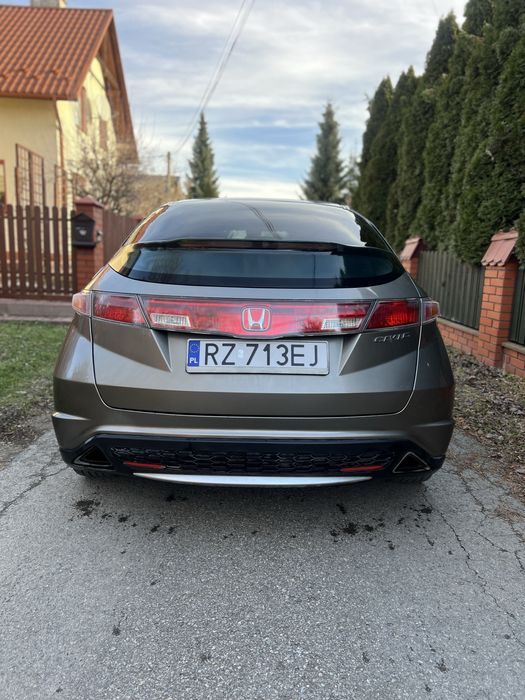 Honda civic VIII UFO 1.8 LPG