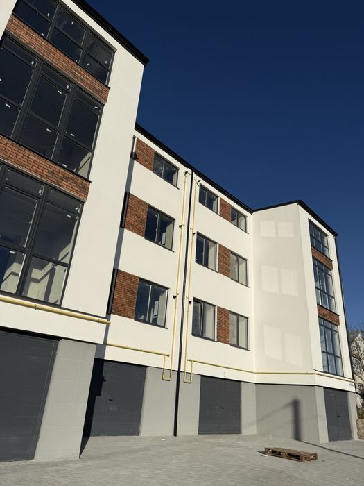 Продаж 2 к + кухня вітальня квартири в смт Запитів БЕЗ КОМІСІЇ. єОселя