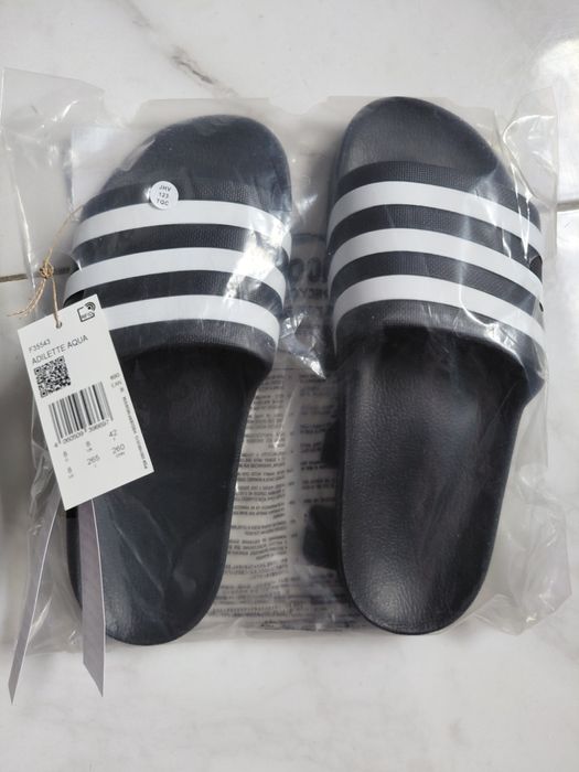 Klapki adidas 42    26.5 cm