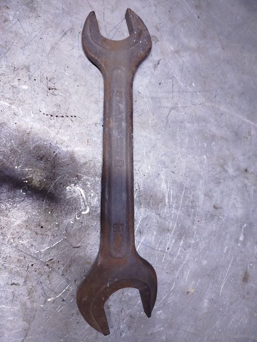 Ключи гаечные рожковые.