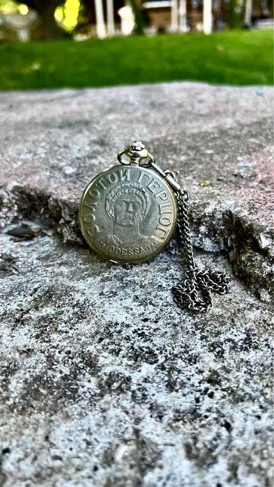 Продажа или обмен эксклюзивных карманных часов.