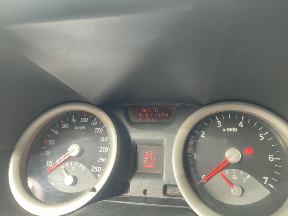 Renault Megane 1.5 foto 5