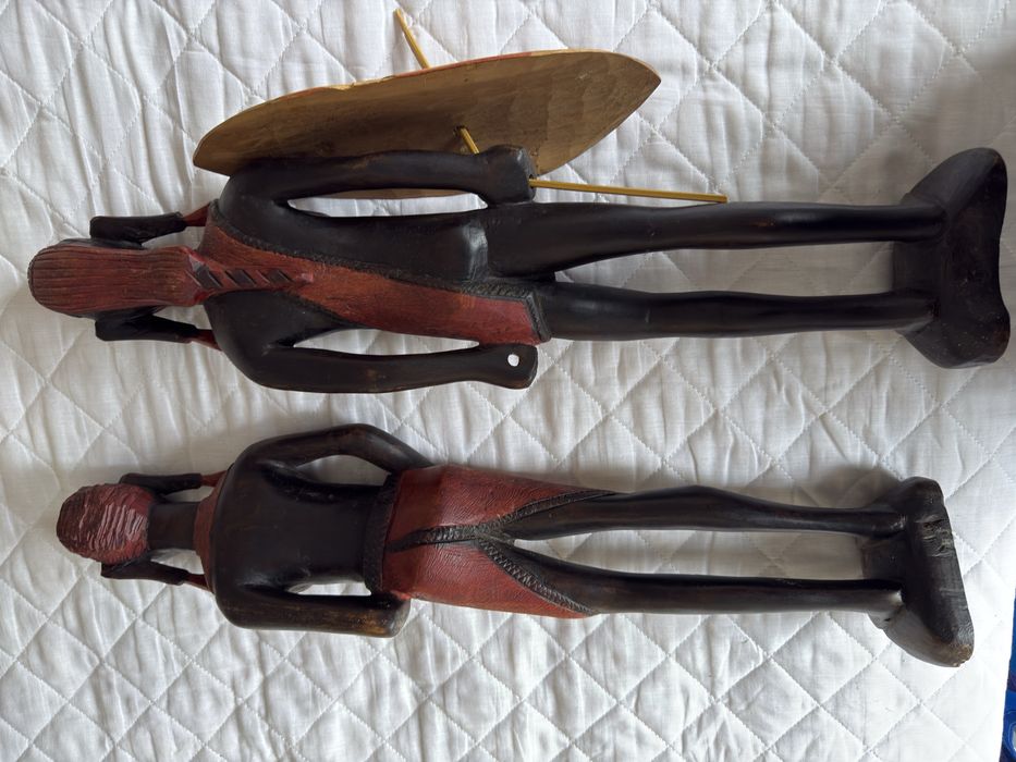 2 estatuetas africanas